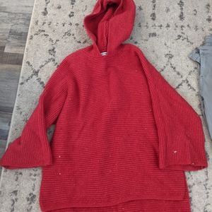 Hooded sweater